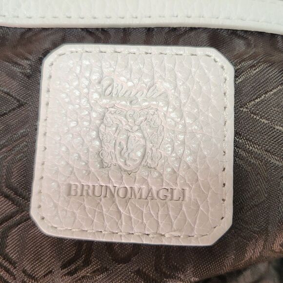Bruno Magli white leather purse - Picture 10 of 15